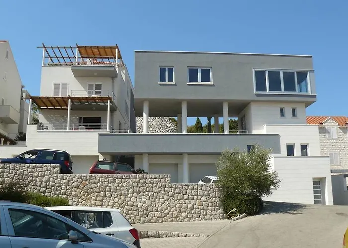 Villa Diana: Cozy 2-Bedroom Home In Dubrovnik